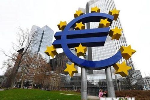Kinh tế Eurozone vẫn ảm đạm dù tăng trưởng tín dụng tiếp tục đà đi lên