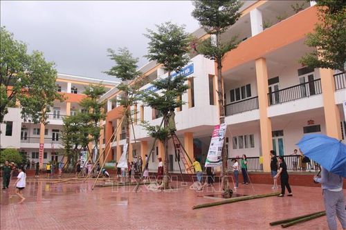Ứng phó bão số 4, nhiều trường ở Quảng Bình cho học sinh nghỉ học
