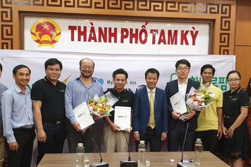 HanaroFarm cung cấp hệ thống canh tác tự động ở Việt Nam