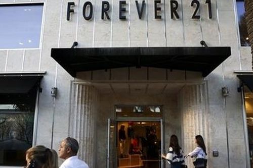 Forever 21 sẽ đệ đơn phá sản, đế chế thời trang nhanh đang lung lay?