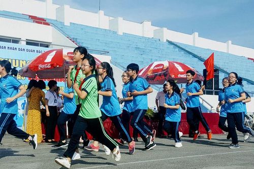 Bắc Từ Liêm, Tây Hồ: Sôi nổi trên đường đua