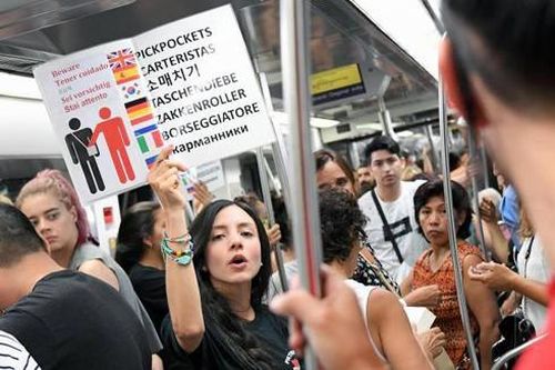 Tội phạm đường phố gia tăng tại thiên đường du lịch Barcelona