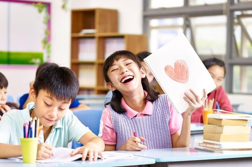 Mẹ nên chuẩn bị bữa ăn như thế nào để con đủ dưỡng chất cho cả ngày?