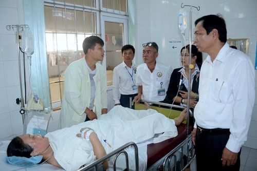 Hỗ trợ các nạn nhân bị nạn trong vụ cháy chợ ở Cà Mau