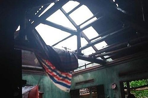 Phú Thọ: Nhiều nhà của hộ nghèo tốc mái sau mưa giông