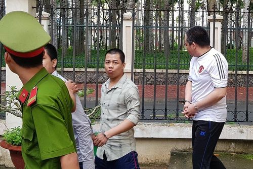 Chở thuốc lá lậu, cựu đại úy công an ở Sóc Trăng nhận kết đắng