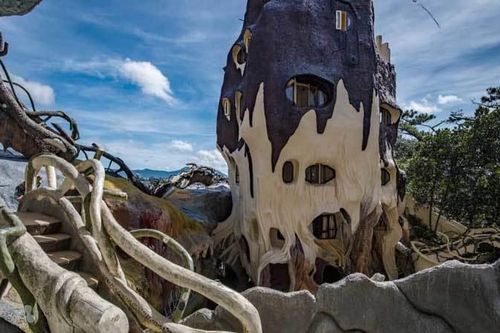 Chuyện đằng sau ngôi nhà 'quái dị' Việt Nam nổi tiếng toàn cầu