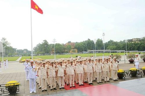 Lãnh đạo Đảng, Nhà nước vào Lăng viếng Chủ tịch Hồ Chí Minh
