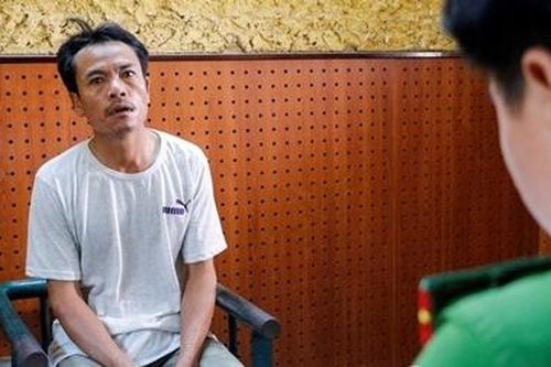 Tạm giữ đối tượng côn đồ gây thương tích cho chiến sỹ Công an