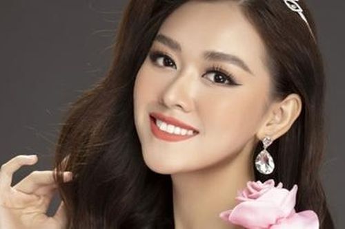 Á hậu Nguyễn Tường San tham dự Hoa hậu Quốc tế 2019