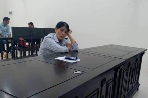 Kháng cáo kêu oan, 'má mì' môi giới mại dâm được giảm án
