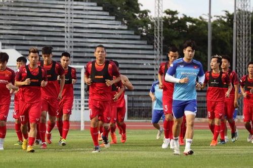 HLV Park Hang Seo giữ Văn Hậu, loại Thanh Thịnh, Anh Quang và Hoàng Đức
