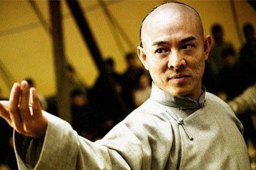 Siêu sao võ thuật tuổi xế chiều: Kẻ liệt nửa người, người cố kiếm sống qua ngày