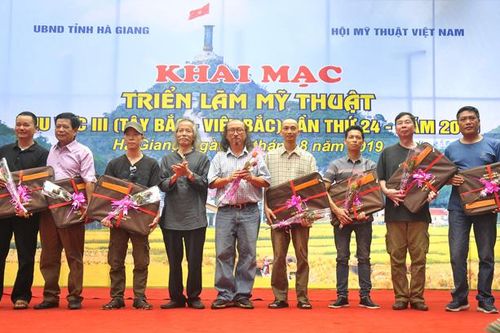 Dấu ấn tại Triển lãm Mỹ thuật Khu vực III (Tây Bắc - Việt Bắc)