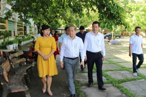Chính trị - Xã hội Theo dòng thời sự Chú trọng xây dựng trường học điểm kiểu mẫu