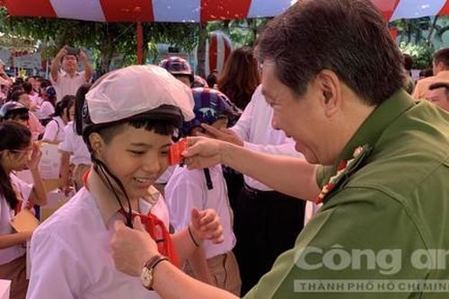 Quận 9 phát động tháng cao điểm đảm bảo trật tự an toàn giao thông