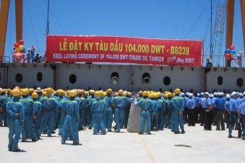 Con tàu thời Vinashin, suốt 10 năm 2 tập đoàn vẫn tranh cãi