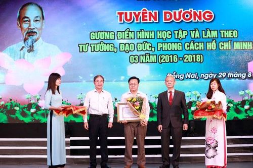 Xây dựng Đảng trong sạch vững mạnh