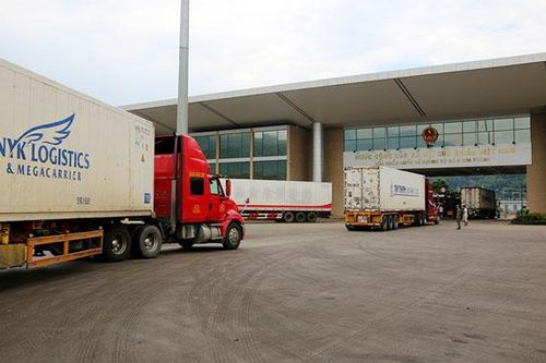 Căng sức hoàn thành chỉ tiêu thu ngân sách
