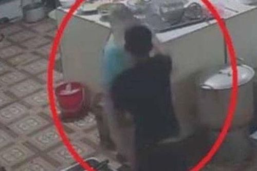 Lộ diện kẻ chủ mưu tạt a-xít vào nữ phụ bếp ở Hòa Bình