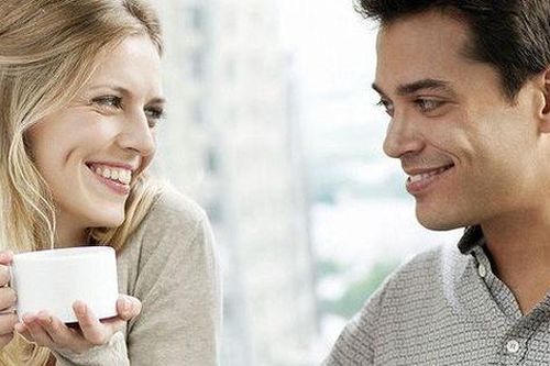 Chồng tôi đi quá xa trong quan hệ với đồng nghiệp
