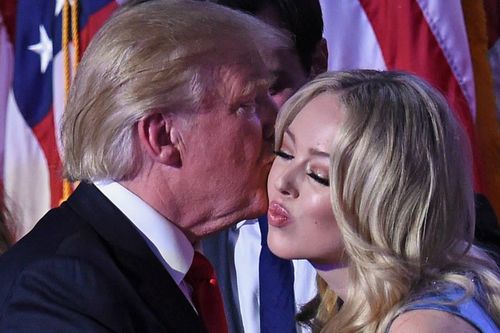 TT Trump lên tiếng bênh vực con gái và nữ trợ lý vừa bị sa thải