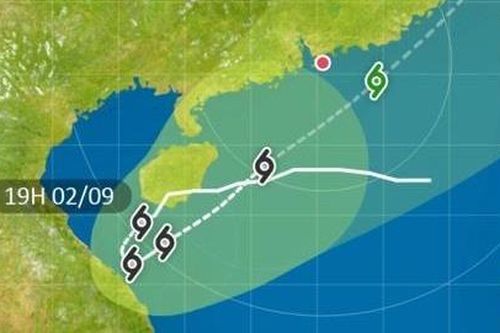 Áp thấp nhiệt đới mới trên Biển Đông có thể bị bão 'nuốt chửng'