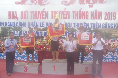 Rộn ràng sóng nước Kiến Giang mừng Tết Độc lập