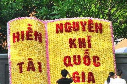 Mong mỏi Việt Nam có một cuộc đổi mới toàn diện