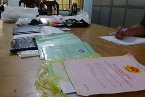 Thế chấp thẻ ATM, số BHXH, 40 người vay 'tín dụng đen' lãi suất cao