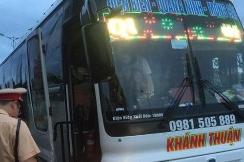 Nhồi nhét gấp đôi số người quy định, tài xế và chủ xe bị phạt 120 triệu đồng