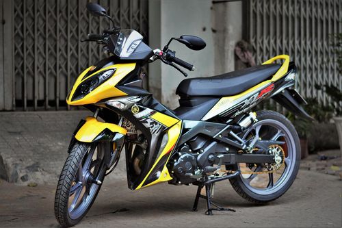 Chiêm ngưỡng Yamaha X1R 'thật' mang biển số 9999