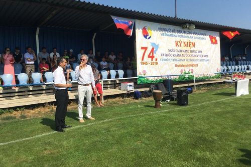 Cộng đồng người Việt tại Slovakia kỷ niệm Quốc khánh 2/9