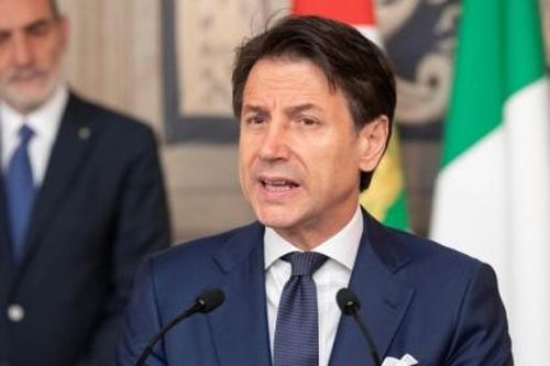 Thủ tướng Italy kêu gọi đảng 5 sao ủng hộ chính phủ mới