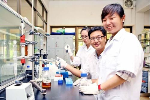 Tự do là nền tảng hướng con người khát khao cống hiến