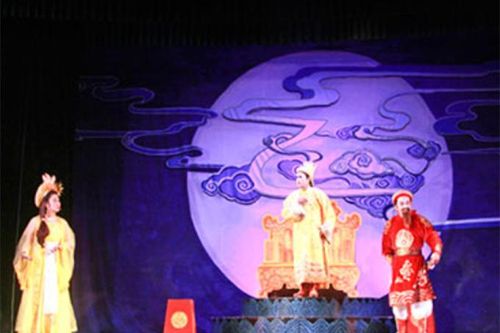 Gian nan giữ gìn nghệ thuật truyền thống
