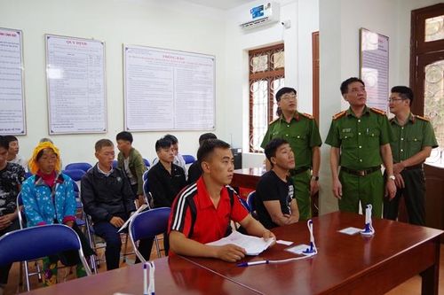 Đẩy mạnh cải cách hành chính, giảm thời gian đi lại cho người dân