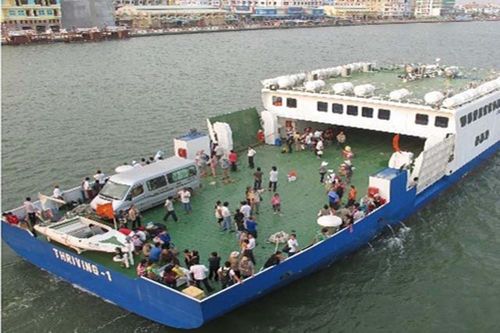 Tạm ngưng mọi chuyến tàu biển chở khách ở vùng biển phía Nam