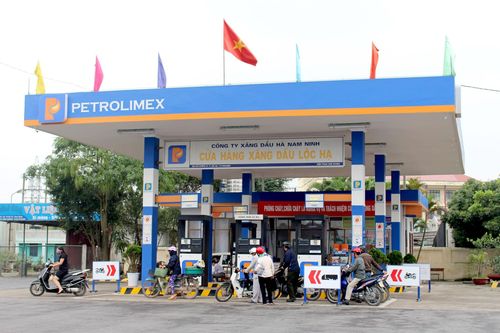Petrolimex bị nghi 'giấu lãi' 135 tỷ đồng