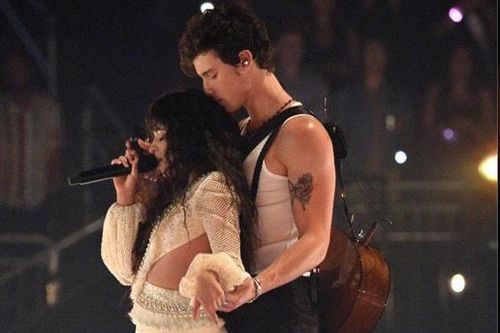 Ngôi sao người Mỹ chê bai phần biểu diễn của Shawn Mendes