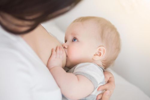 6 điều mẹ cần nhớ để nhiều sữa cho con bú