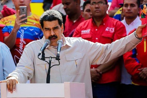 TT Venezuela cảnh báo nguy cơ Colombia tấn công, chỉ đạo tập trận