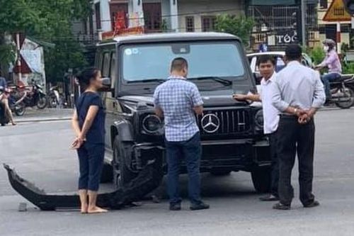 Mercedes-AMG G 63 Edition 1 đầu tiên gặp nạn tại VN, rụng cản trước
