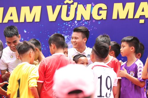 Quang Hải sẽ trở thành 'Đại sứ thắp lửa ước mơ'