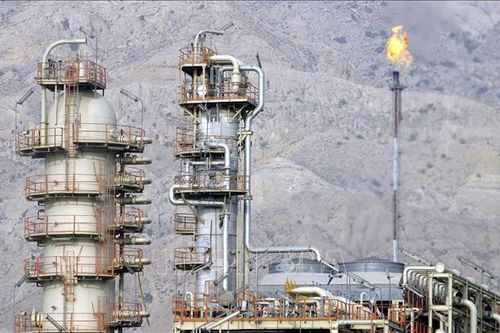 15 tỷ USD tiền bán dầu đổi lấy sự 'quay đầu' của Iran