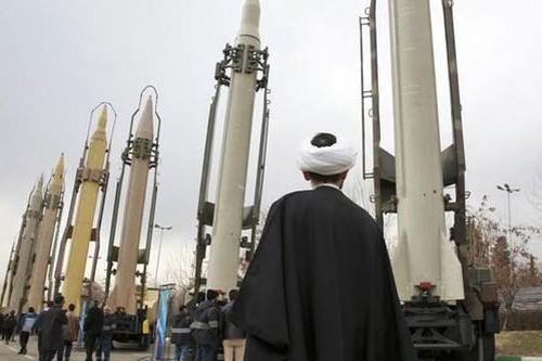 Mỹ áp đặt lệnh trừng phạt Cơ quan không gian vũ trụ Iran