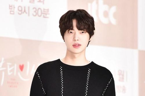 Goo Hye Sun dọa tung ảnh chồng và tiểu tam ở trong khách sạn, đại diện Ahn Jae Hyun lên tiếng