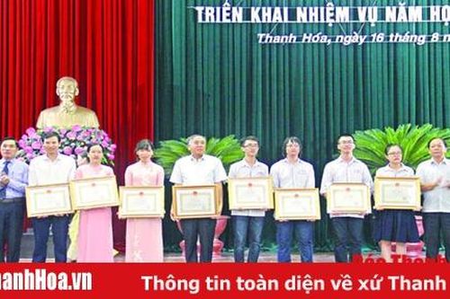 Đổi mới công tác quản lý, nâng cao chất lượng giáo dục toàn diện
