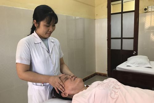 Giáo dục Giáo dục Khai giảng năm học mới cho trẻ em mù và lớp massage dành cho người mù
