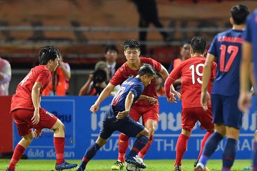 Vòng loại World Cup 2022: Thái Lan 0-0 Việt Nam: Nghẹt thở tới phút cuối